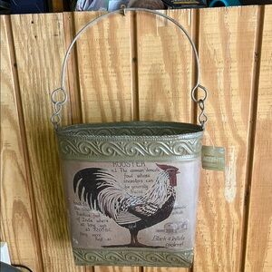 Farmhouse Rooster Metal Wall Planter